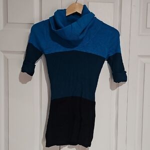 International Concepts Ribbed Colorblock Turtleneck Top – XS